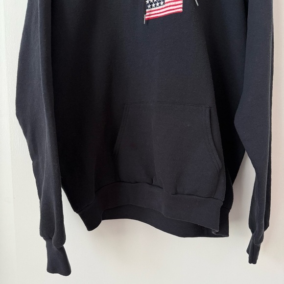 Vintage 90s Americana Made in USA Fruit of the Loom USA Flag Black Hoodie - Picture 5 of 9